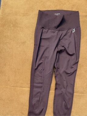 Peloton Seamless Leggings in Chocolate Brown